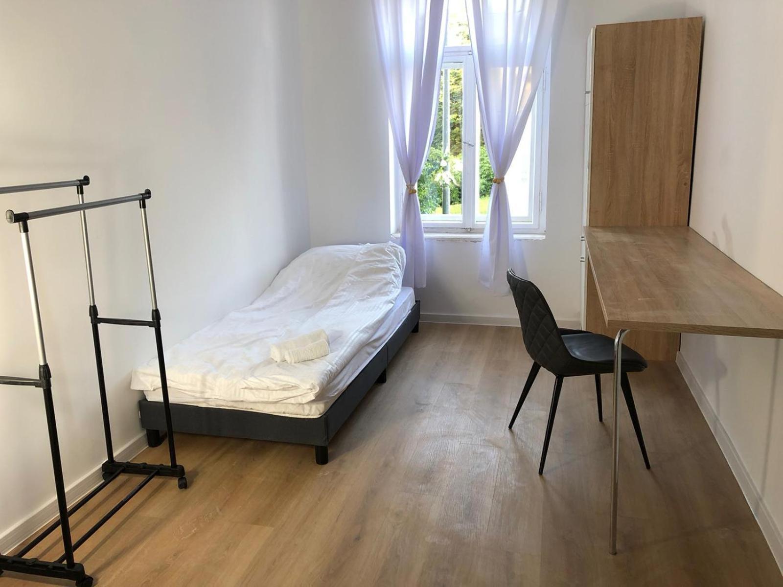 Volkshaus Hbf Wg & Serviced Apartments Циттау Экстерьер фото